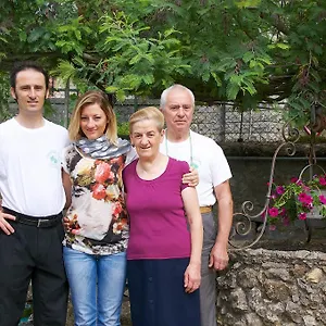 https://madonna-del-carmine.it-tuscanyhotel.com